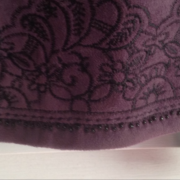 Sweater - Picture 4 of 8